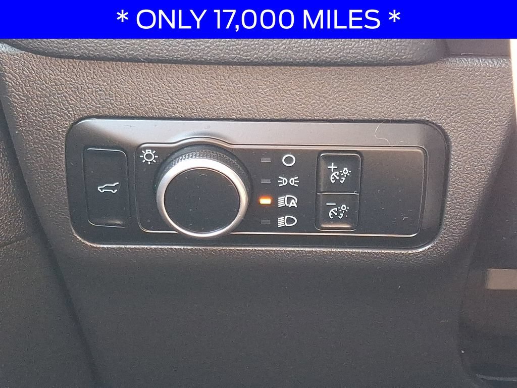 Certified 2023 Ford Escape Active AWD/4WD image 22