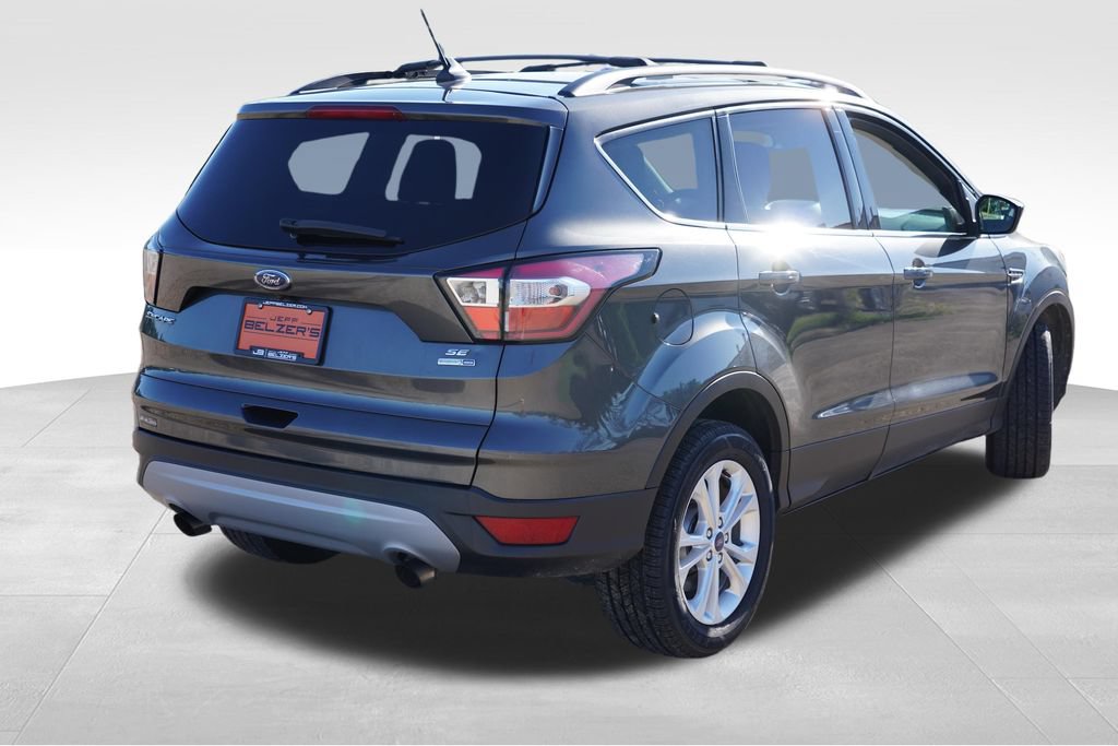 Certified 2018 Ford Escape SE w/ SE Sync 3 Package AWD/4WD image 5