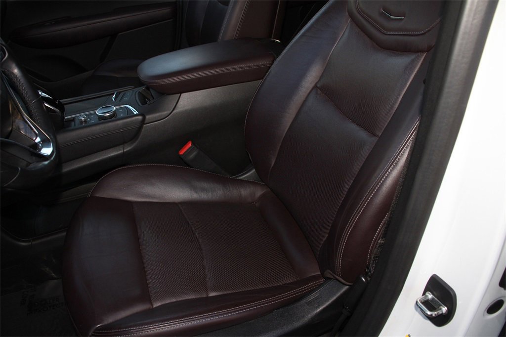 Used 2020 Cadillac XT6 Premium Luxury image 23