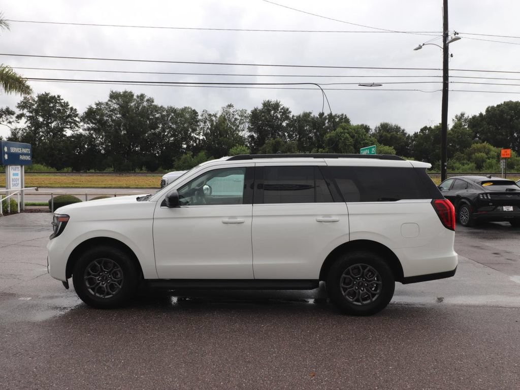 Certified 2025 Ford Expedition Active RWD image 8