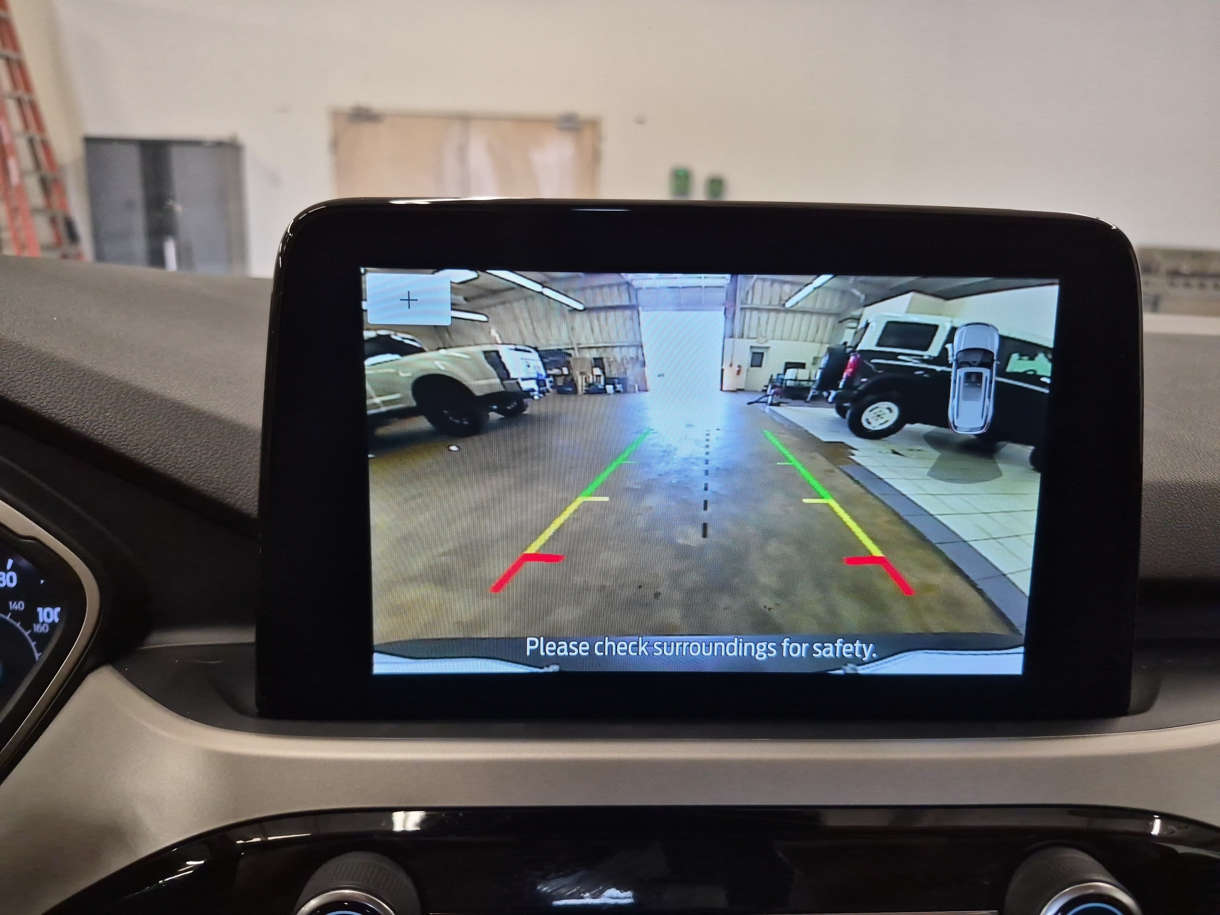 Certified 2022 Ford Escape SEL AWD/4WD image 35
