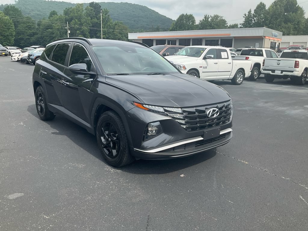 Used 2023 Hyundai Tucson SEL FWD image 3