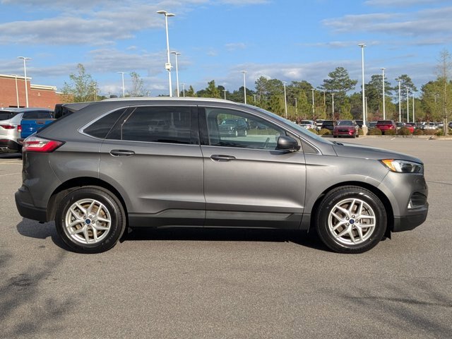 Certified 2022 Ford Edge SEL w/ Convenience Package AWD/4WD image 3
