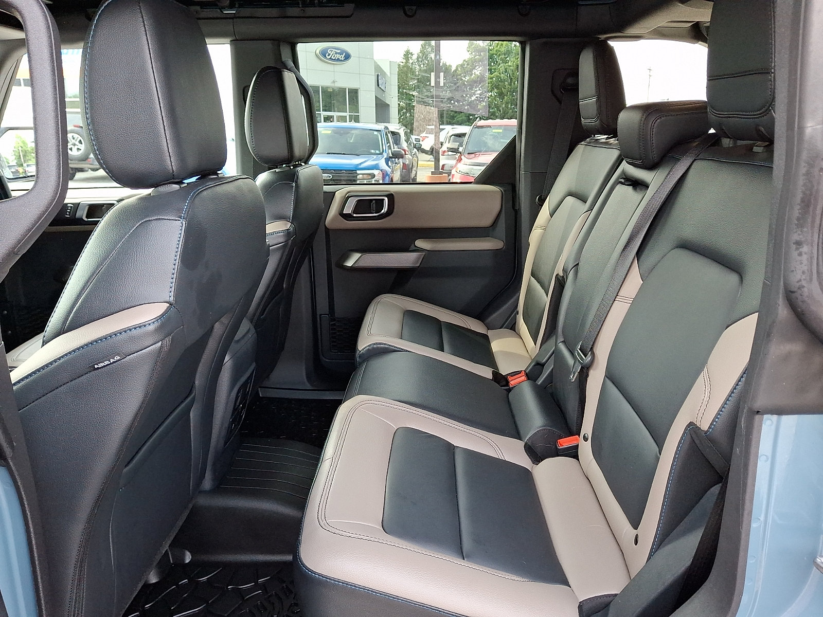 Certified 2023 Ford Bronco Wildtrak AWD/4WD image 13