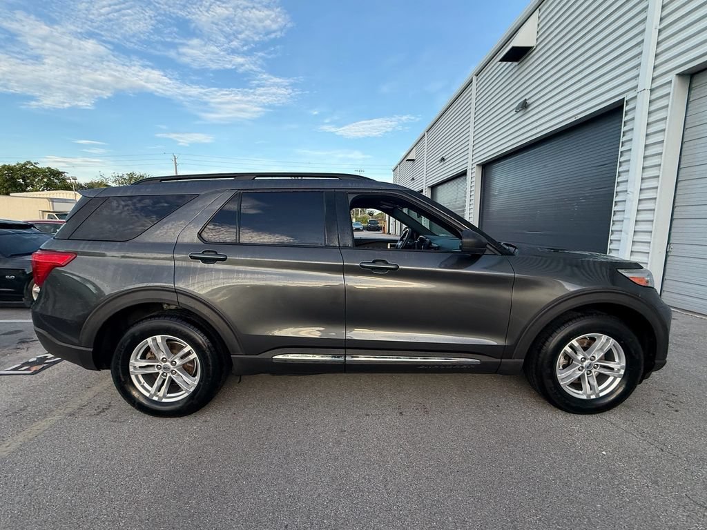 Certified 2020 Ford Explorer XLT w/ Equipment Group 202A AWD/4WD image 8