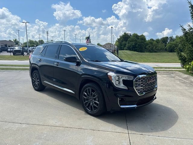 Used 2024 GMC Terrain Denali w/ Black Diamond Edition AWD/4WD image 34