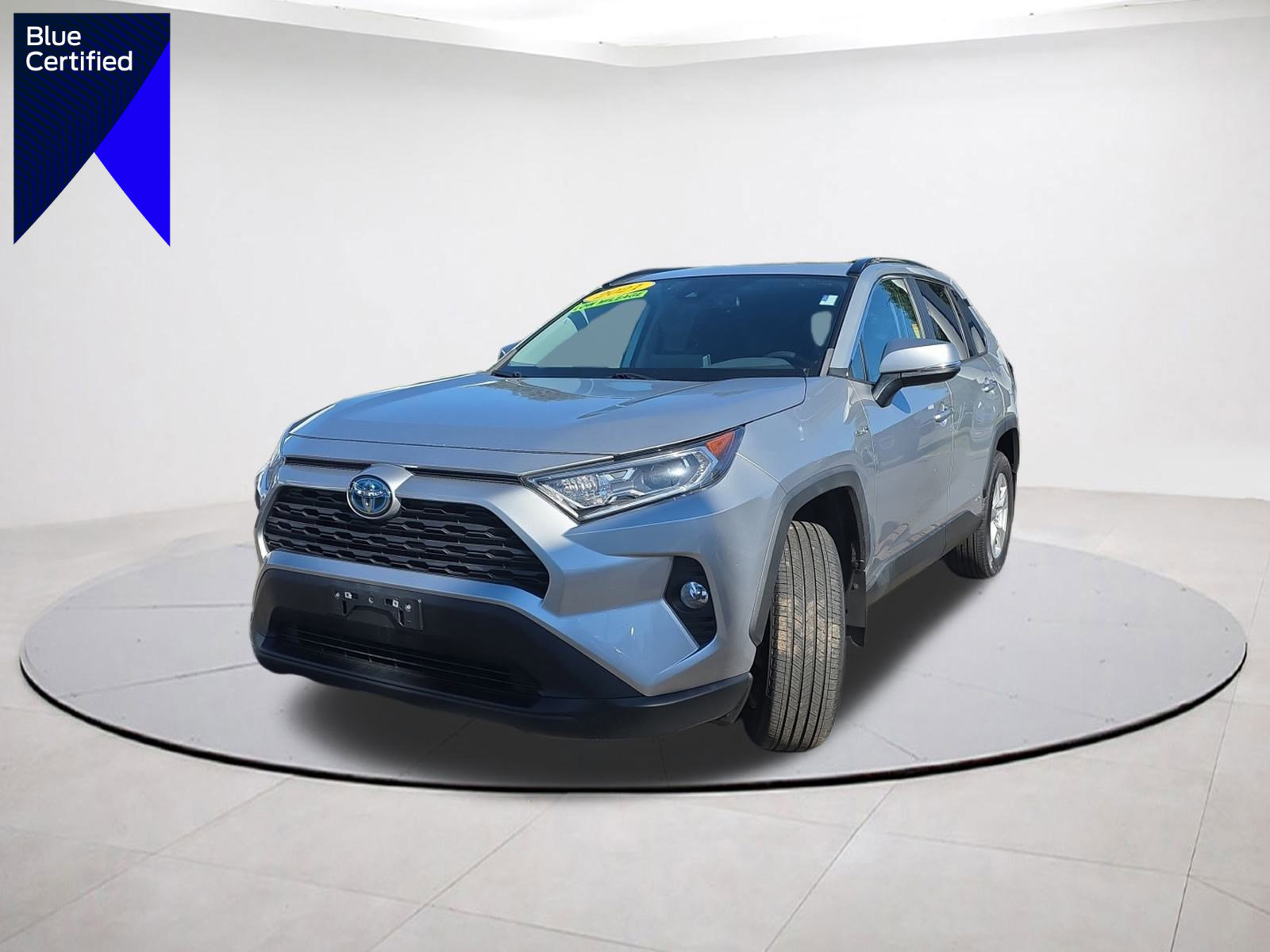 Used 2021 Toyota RAV4 XLE w/ Convenience Package