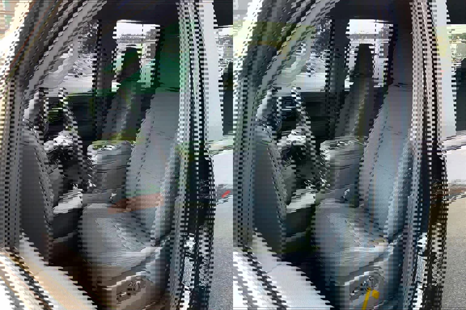 Used 2021 Chevrolet Silverado 2500 LT w/ All Star Edition image 7