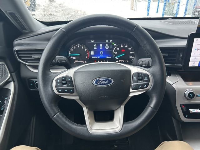 Certified 2023 Ford Explorer XLT w/ Equipment Group 202A image 17