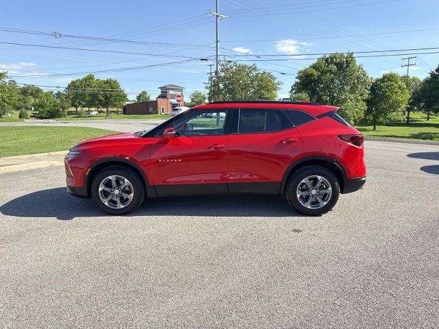 Used 2023 Chevrolet Blazer LT AWD/4WD image 6