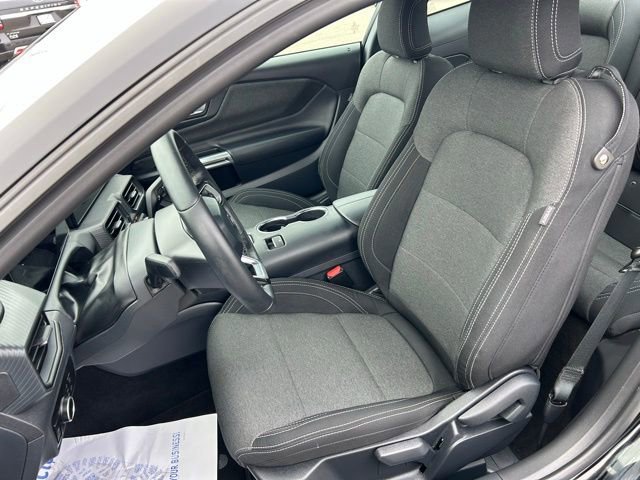 Certified 2025 Ford Mustang Coupe image 18