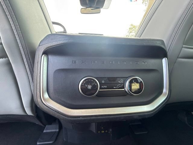 Certified 2025 Ford Expedition Active AWD/4WD image 17