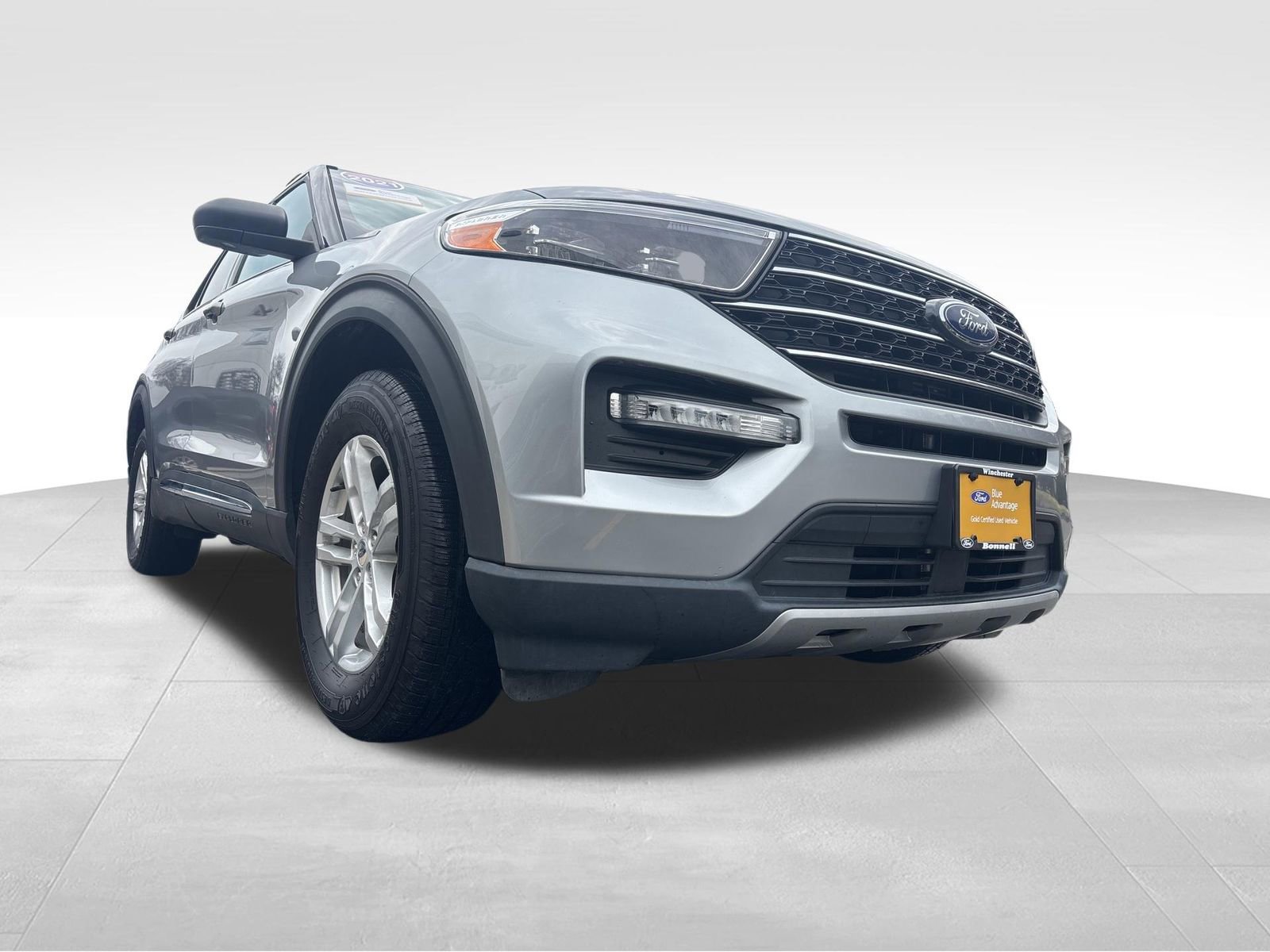 Certified 2021 Ford Explorer XLT w/ Equipment Group 202A image 2