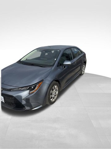Used 2025 Toyota Corolla LE FWD image 4