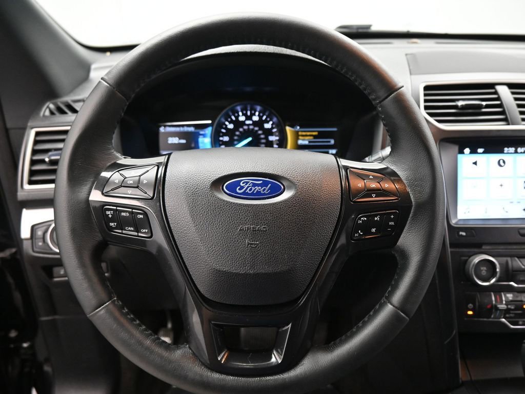 Certified 2017 Ford Explorer XLT w/ Equipment Group 202A image 12