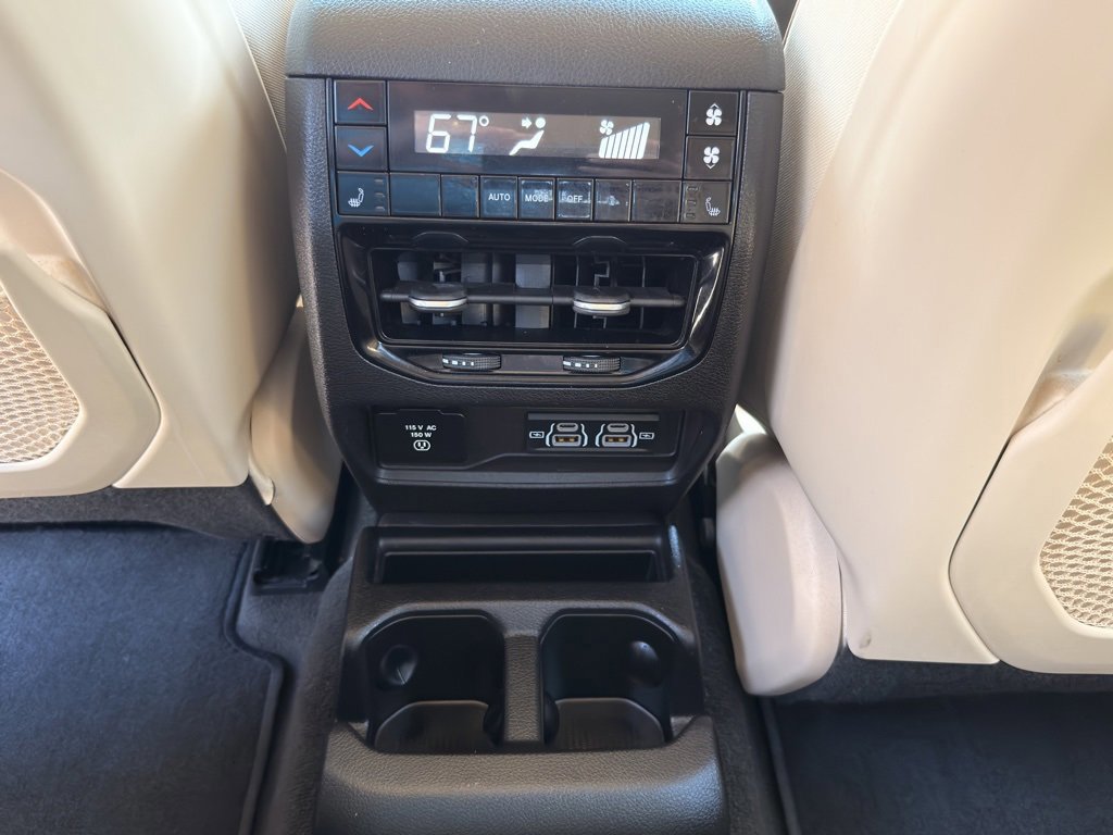 Used 2021 Jeep Grand Cherokee L Limited image 23