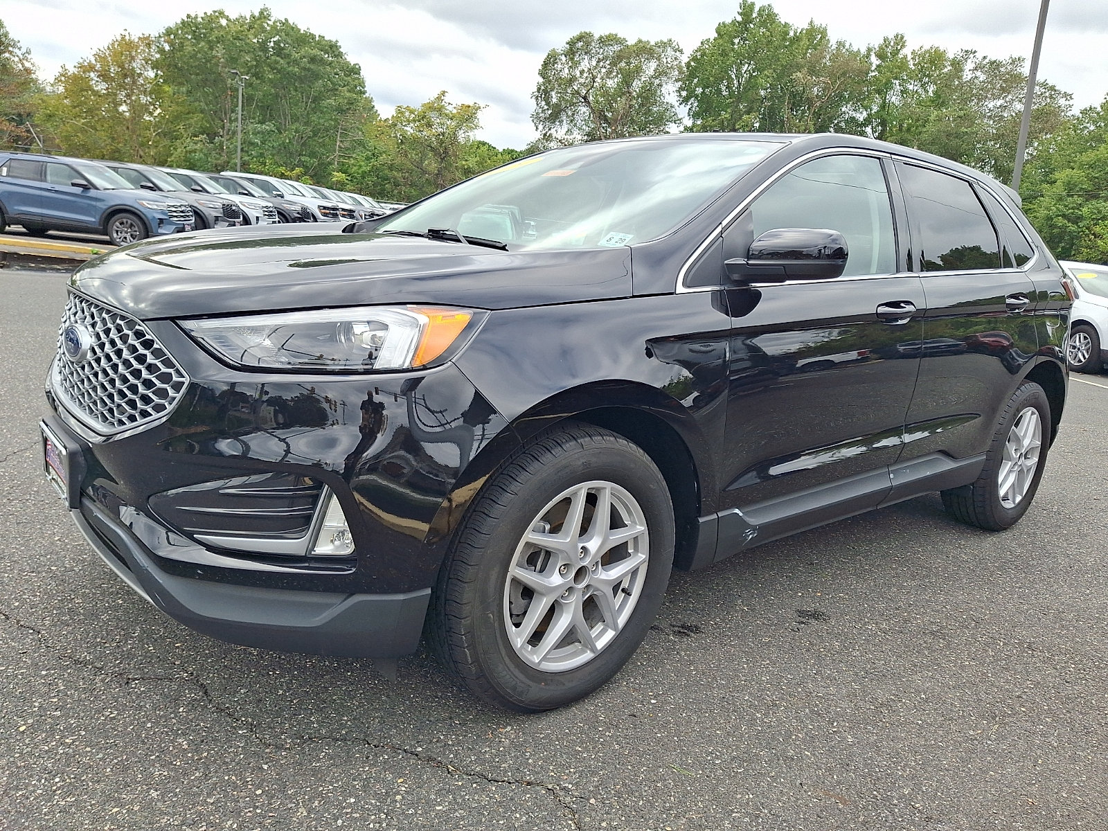 Certified 2024 Ford Edge SEL w/ Convenience Package AWD/4WD image 5