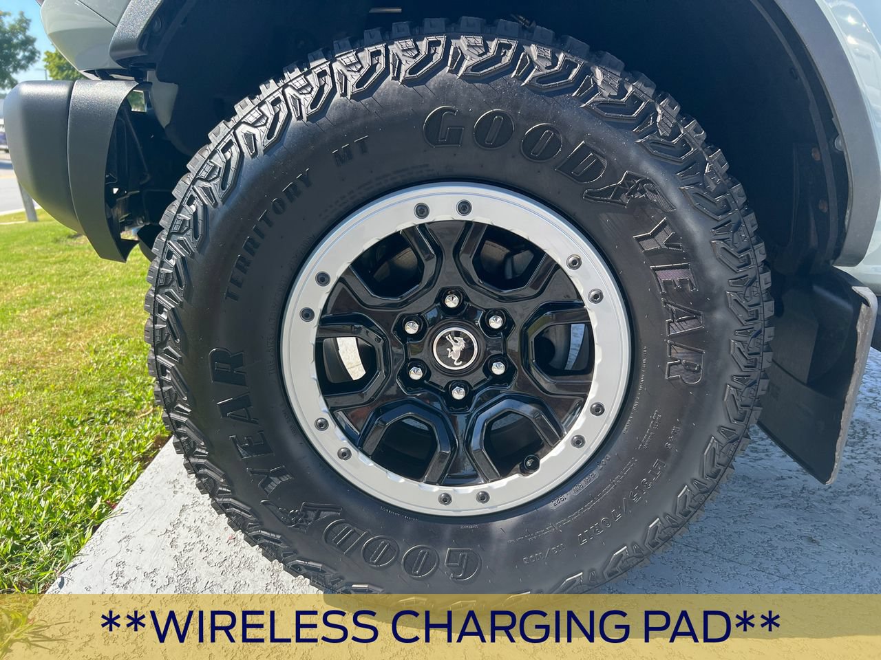 Certified 2023 Ford Bronco Badlands AWD/4WD image 13