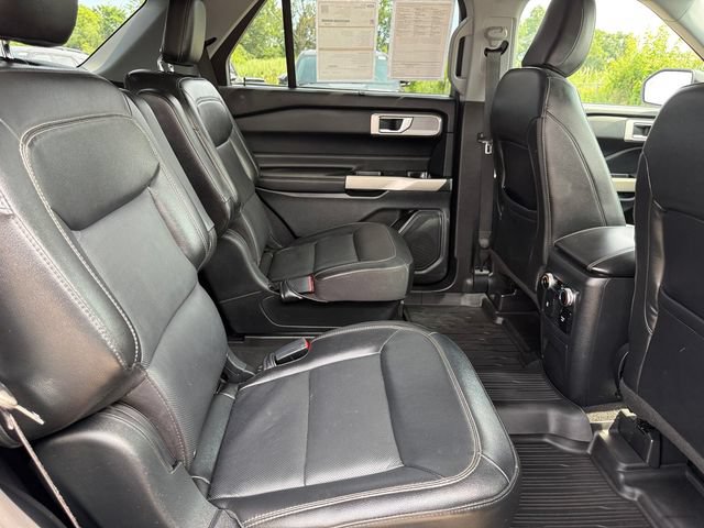 Certified 2022 Ford Explorer Limited w/ Equipment Group 301A AWD/4WD image 22