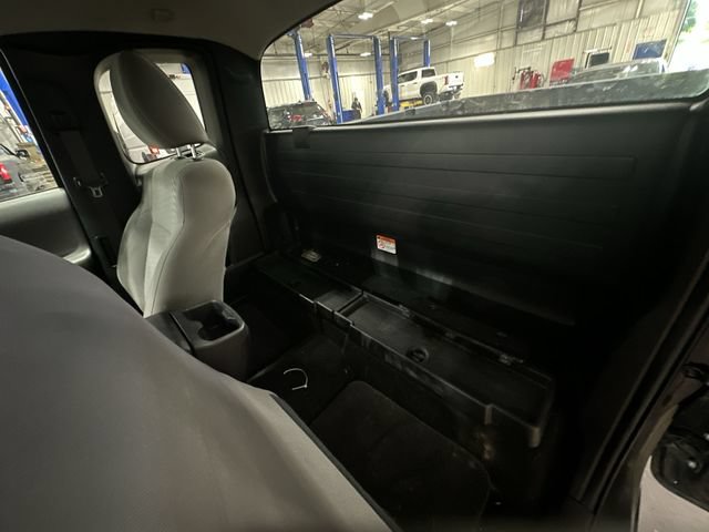 Used 2021 Toyota Tacoma SR AWD/4WD image 30
