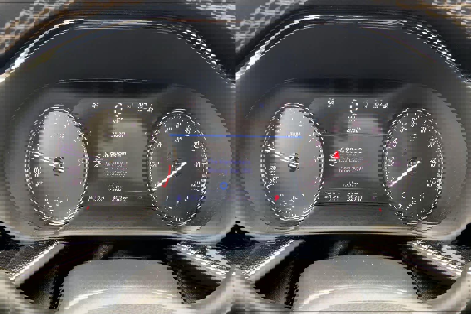 Used 2023 Buick Envision Essence image 25