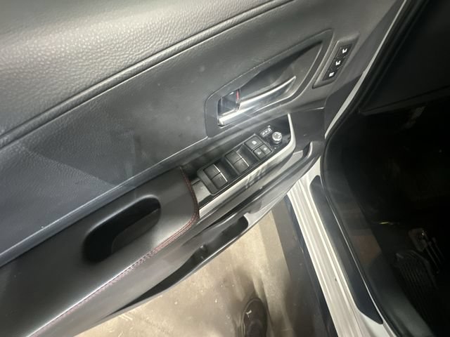 Used 2025 Toyota Sienna XSE w/ XSE Premium Package AWD/4WD image 19