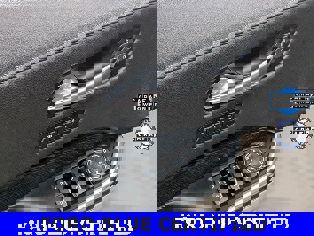 Used 2019 Cadillac XT4 Premium Luxury w/ Cold Weather Package image 13