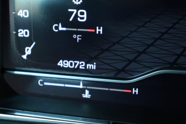 Used 2024 GMC Sierra 1500 SLT image 38