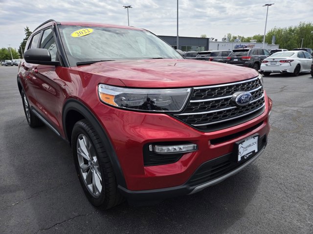 Certified 2022 Ford Explorer XLT w/ Equipment Group 202A
