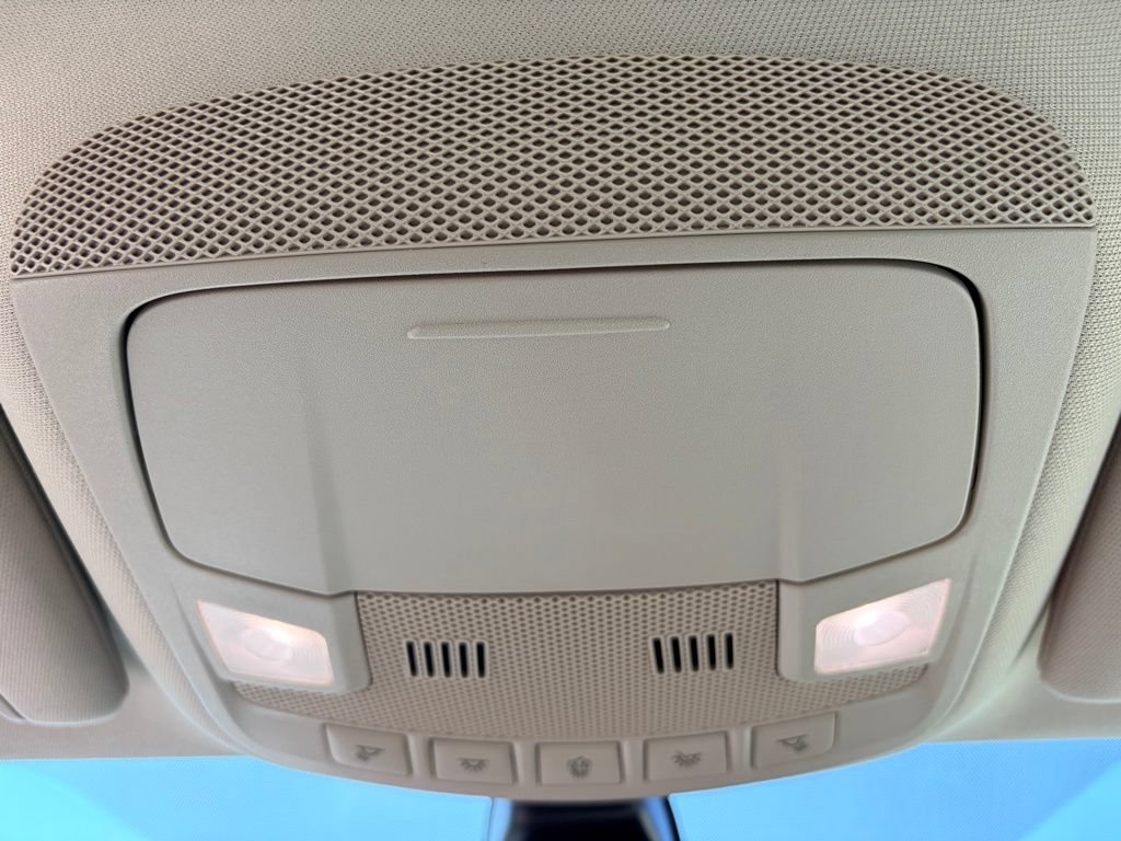 Certified 2017 Ford Fusion SE FWD image 17