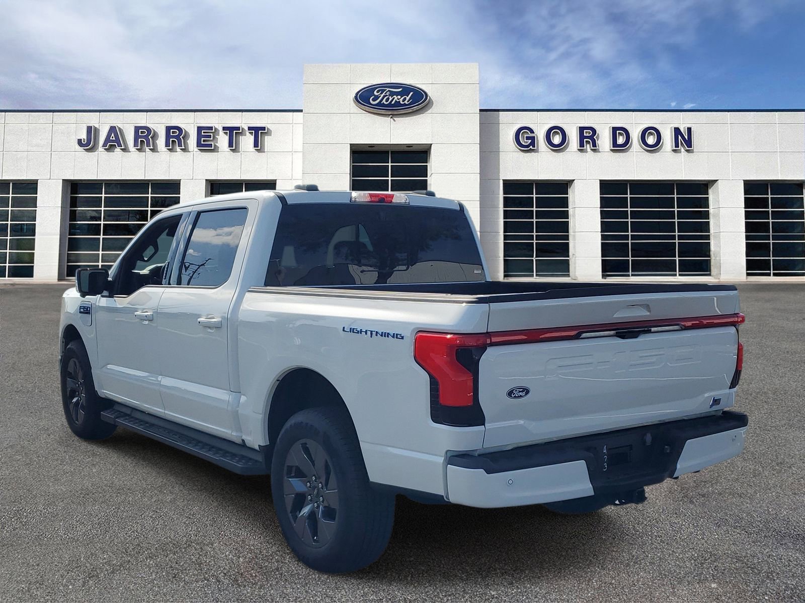Certified 2024 Ford F150 Lightning Lariat AWD/4WD image 3