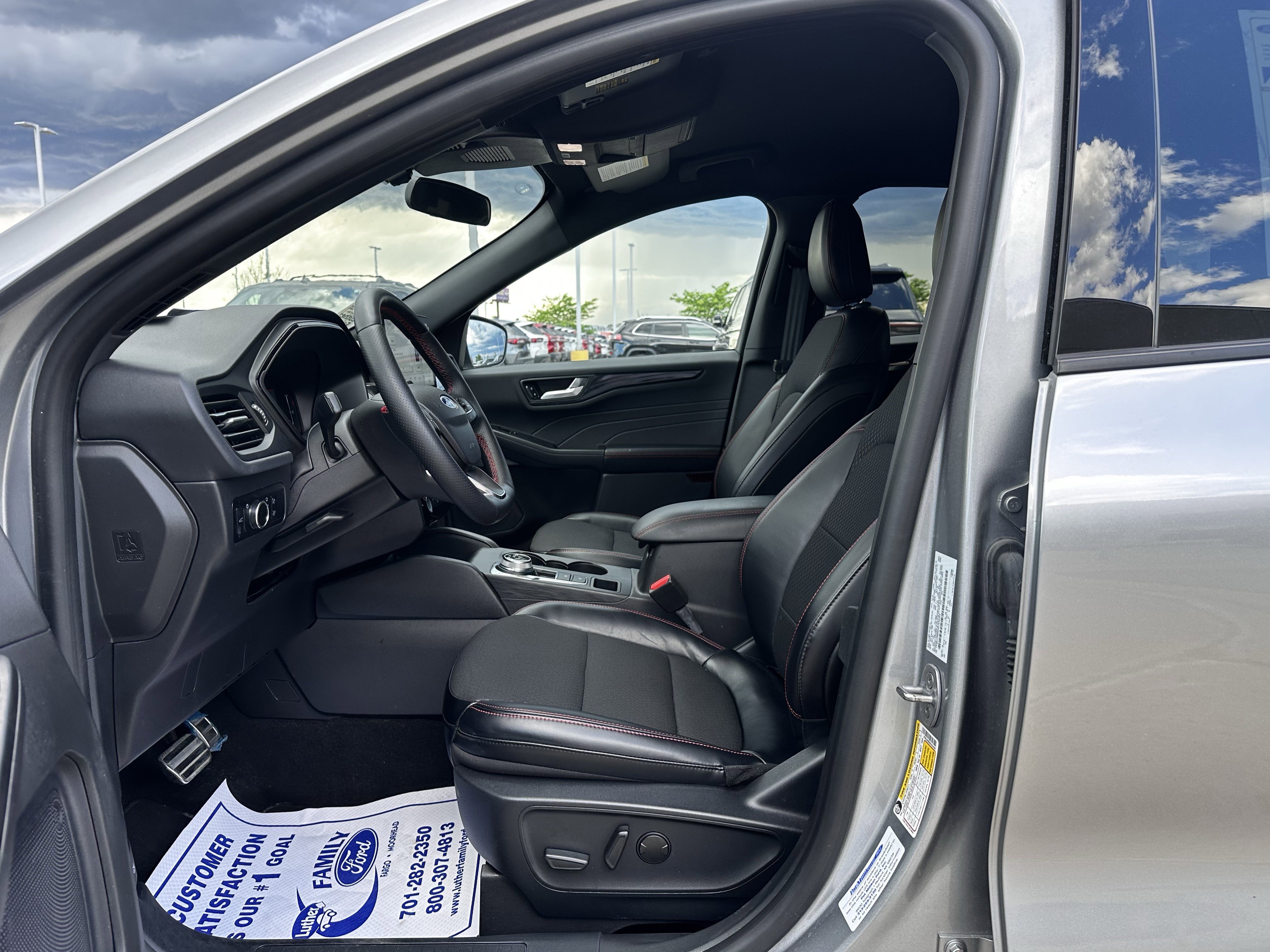 Certified 2024 Ford Escape ST-Line w/ Tech Pack #1 AWD/4WD image 18