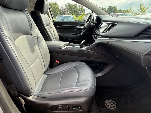 Used 2019 Buick Enclave Essence FWD image 24