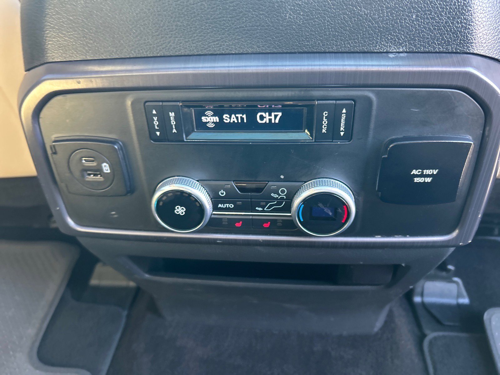 Certified 2022 Ford Expedition Platinum image 23