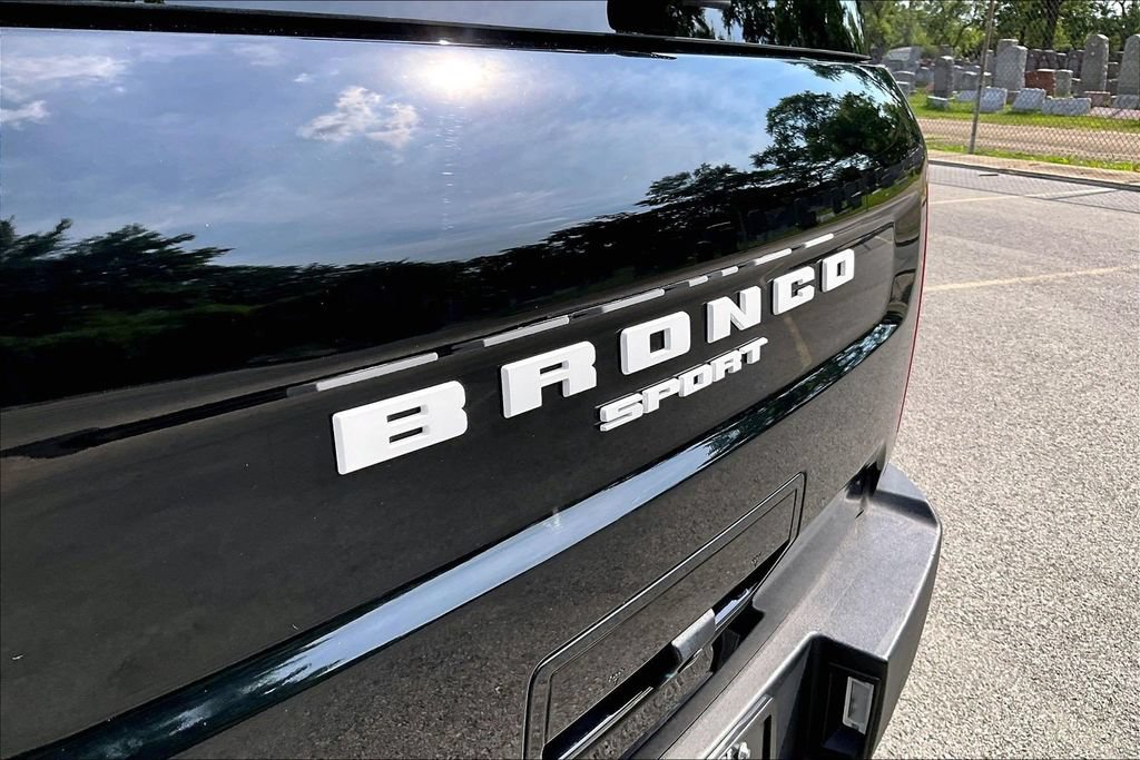 Certified 2023 Ford Bronco Sport Outer Banks w/ Tech Package AWD/4WD image 8