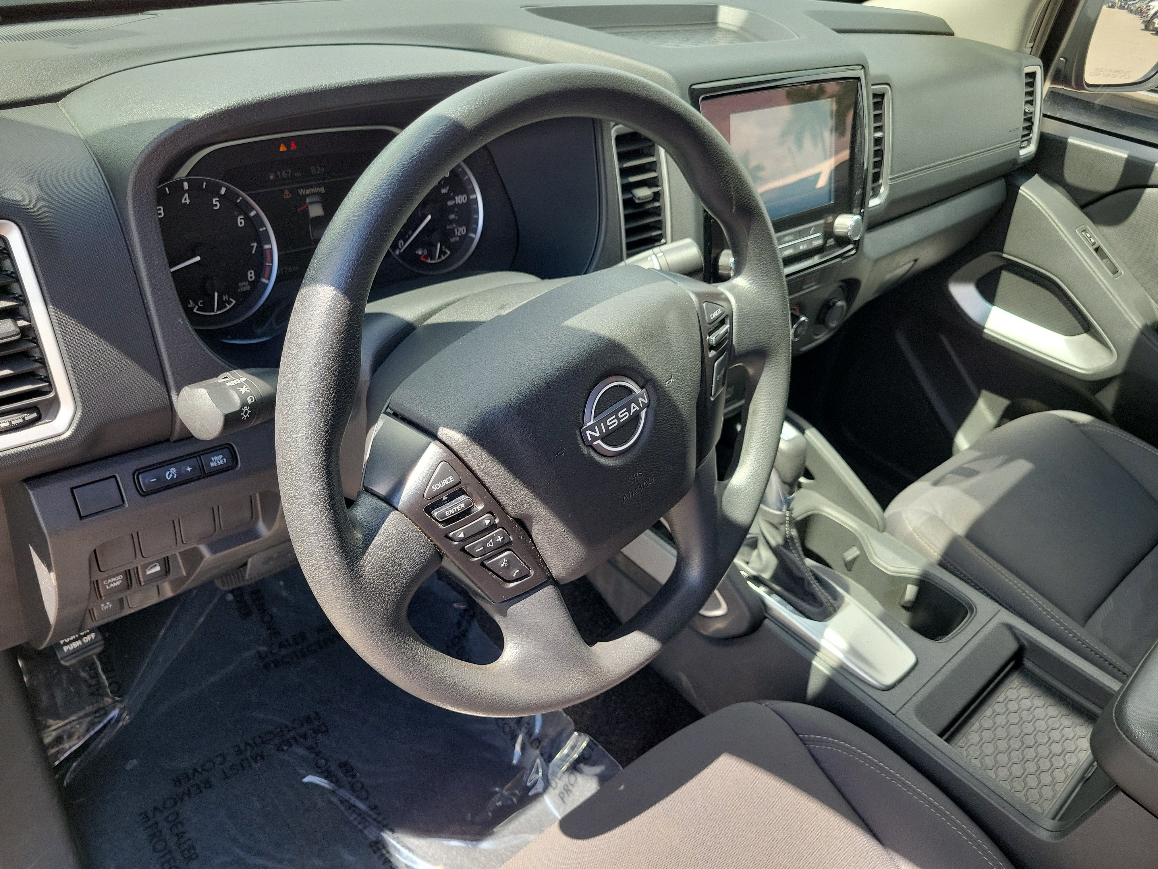 Used 2023 Nissan Frontier SV AWD/4WD image 9