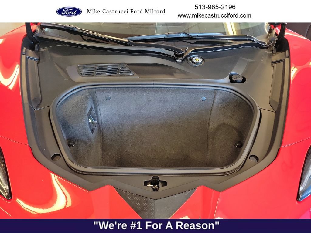 Used 2024 Chevrolet Corvette Stingray Coupe RWD image 25