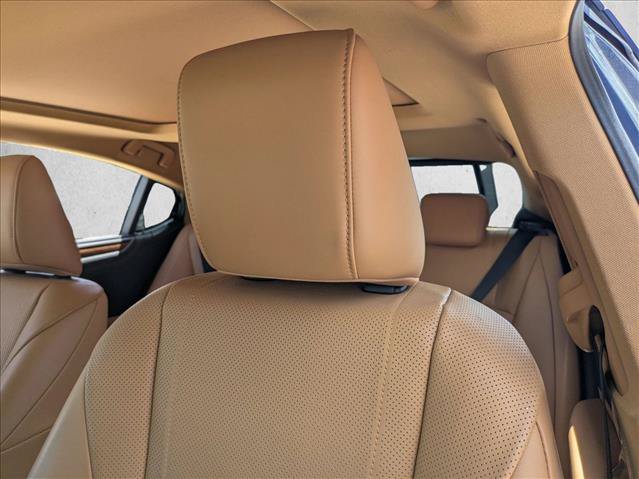 Used 2024 Lexus ES 350 Ultra Luxury w/ Accessory Package (Z1) FWD image 15
