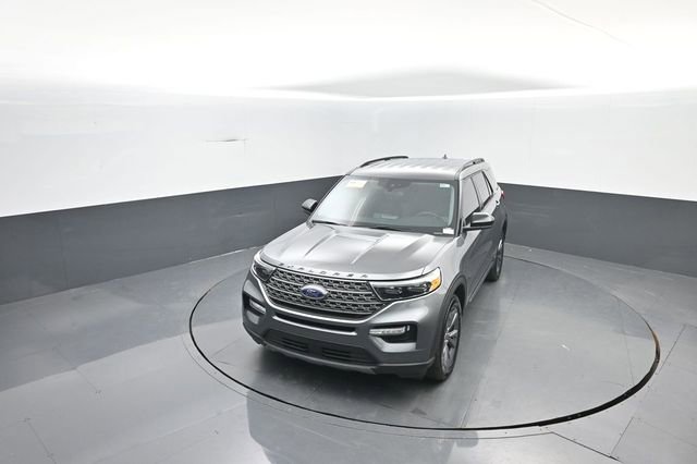 Certified 2024 Ford Explorer XLT w/ Equipment Group 202A image 18
