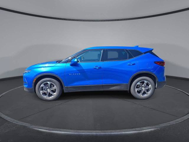 Used 2025 Chevrolet Blazer LT AWD/4WD image 5