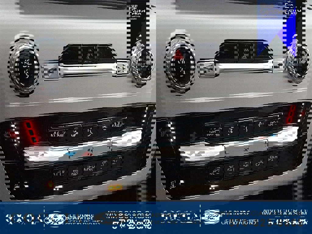 Certified 2022 Ford Explorer XLT w/ Equipment Group 202A image 17