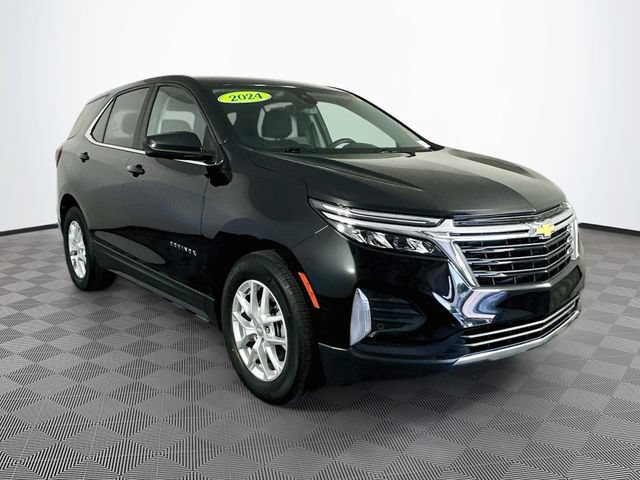 Used 2024 Chevrolet Equinox LT w/ LPO, Floor Liner Package FWD image 4