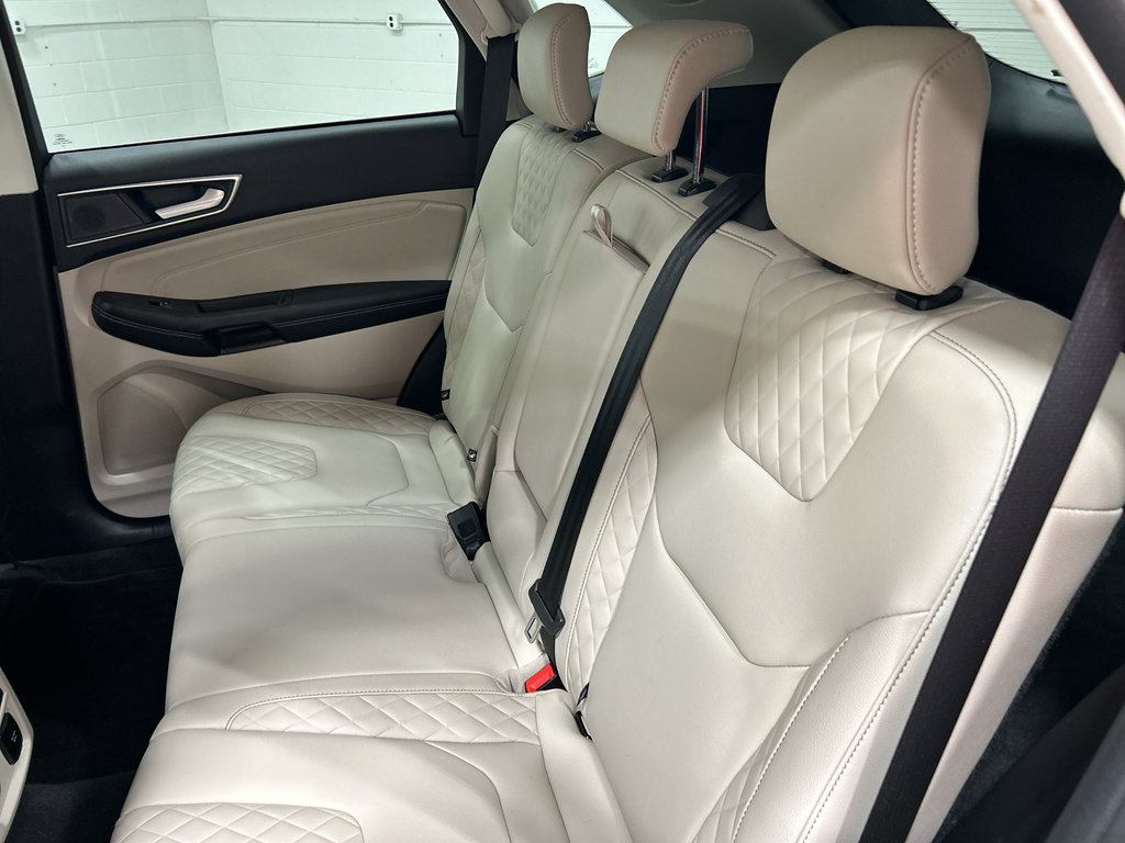 Certified 2024 Ford Edge Titanium AWD/4WD image 23