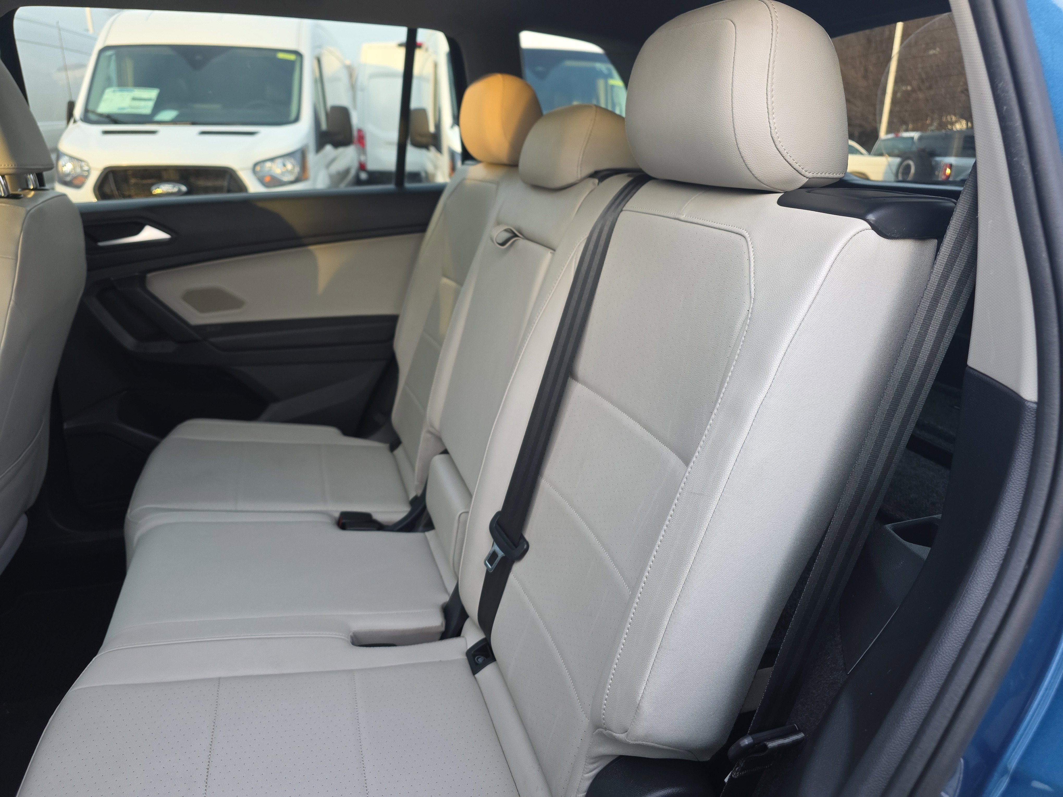 Used 2019 Volkswagen Tiguan SEL w/ 3rd Row Seat Package image 24