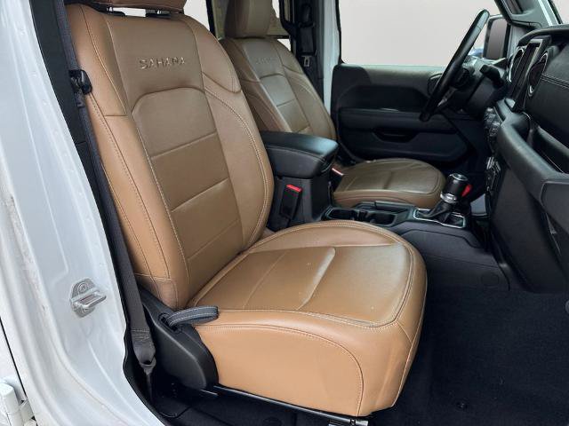 Used 2023 Jeep Wrangler Unlimited Sahara w/ Cold Weather Group AWD/4WD image 6