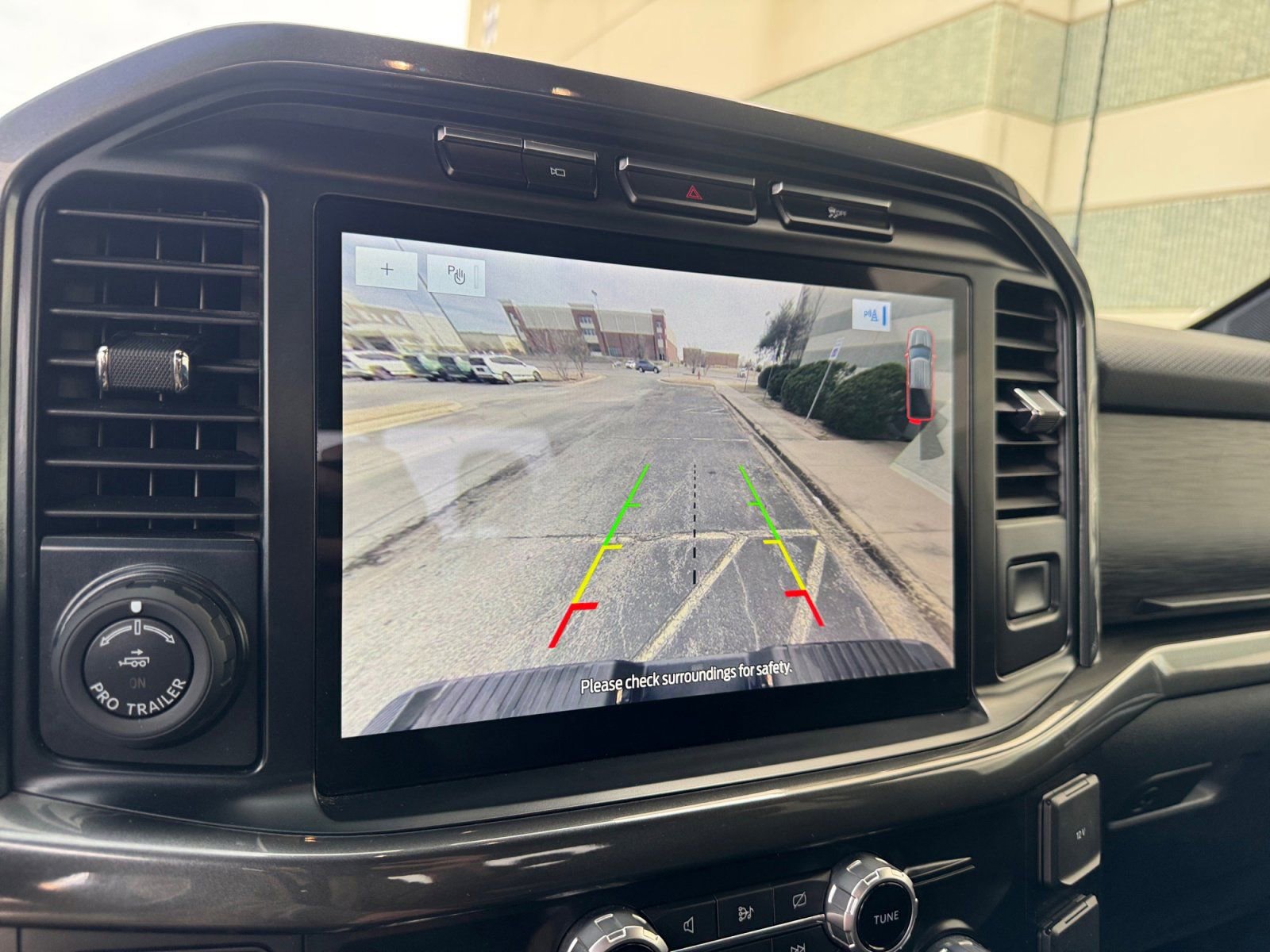 Certified 2022 Ford F150 XLT w/ Equipment Group 302A High image 28