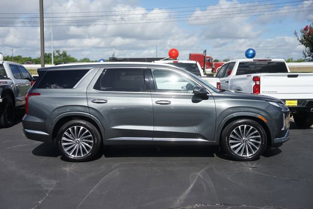 Used 2023 Hyundai Palisade Calligraphy FWD image 5
