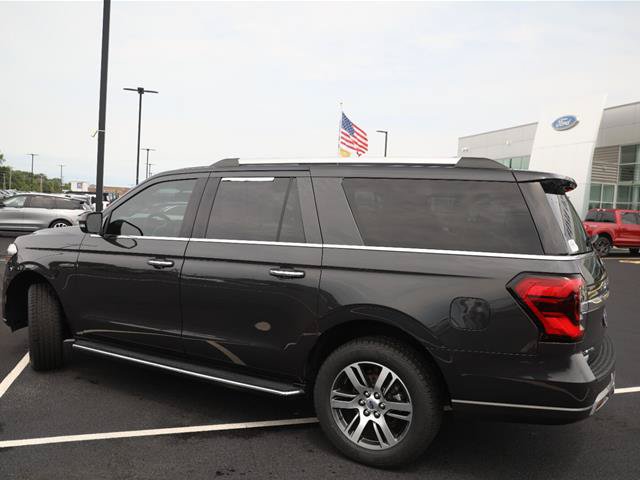Certified 2022 Ford Expedition Max Limited AWD/4WD image 18