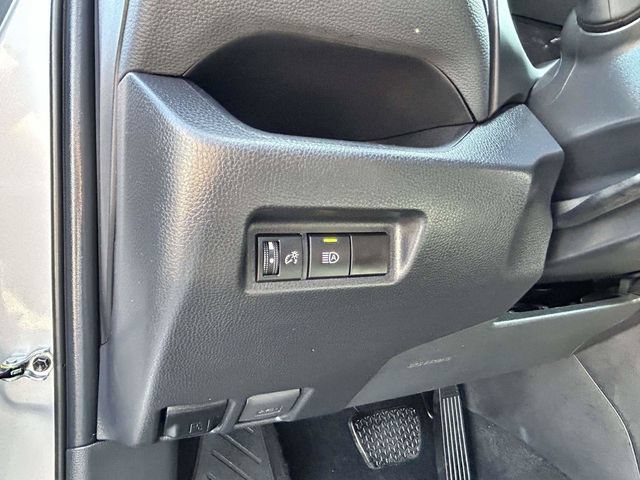 Used 2024 Toyota RAV4 XLE FWD image 17