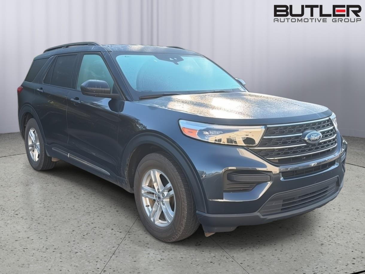 Certified 2024 Ford Explorer XLT RWD image 8
